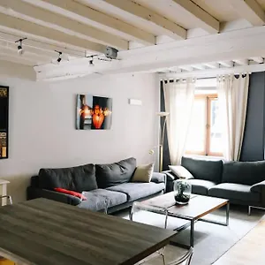 https://magnifique-duplex-de-90m-au-coeur-de.lillehotels.org